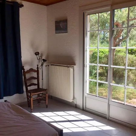 With A Big Idyllic Garden At The Holiday home